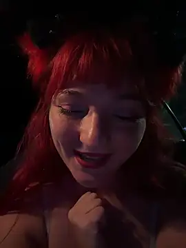 Princessmoon129 - 💦 SQUIRT NAKED ON STRANGERS CAR TS 💦