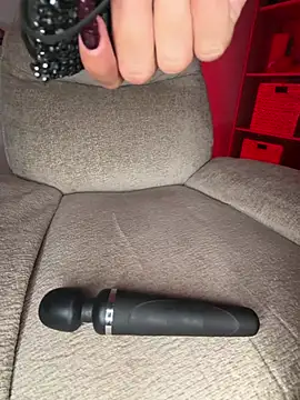 Queen-chamss - Finger ass