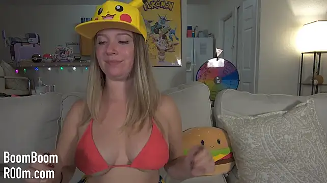 Boomboomr00m - Naked Lap Dances + Pole Show (3 Songs)