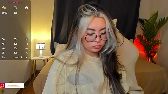 dakottaa_