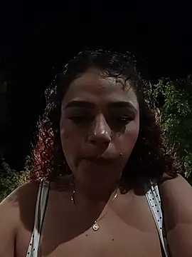 Mommy-Hot - Strange Touch my Tits in park public