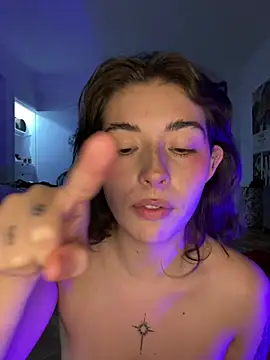 LittleHannaa_ - Tits out and shake them + ahegao!