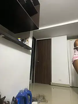 _yisela_ - Juicy pussy