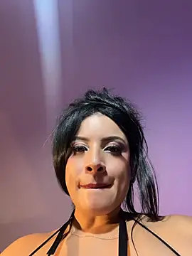 Lena-Williamss - Touch myself where you vote in chat 😈