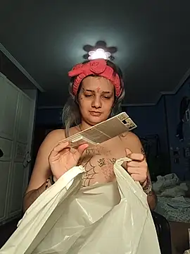 Pura_Sheytana6669 - Meterme una lata por el 🍑
