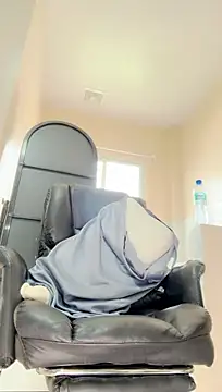 WetVirginPussy - Max control Gun dildo screa ahegao cum🥵