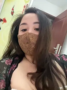 Angie_88 - Naked dildo inserted into the pussy