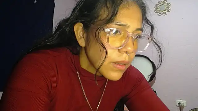 LoveHoney02 - saltar con el dildo en el culo