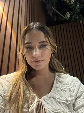 Vaniluu9 - 💦🍑 FINGERS IN MY PUSSY + SQUIRT 💦🍑🍑