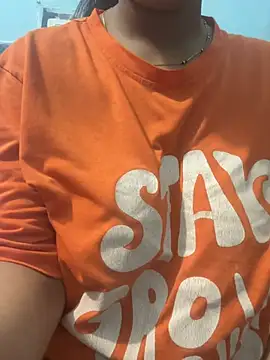Real_Roma - Fingering in pussy 🤪