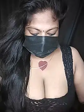 Tamil_Kanmani - Pussy show with fingering