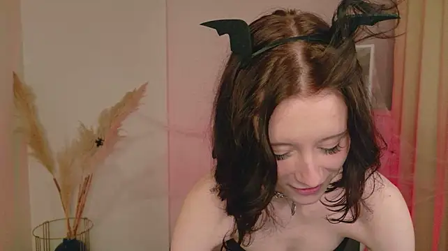 Monica_Sky - PLay with pussy