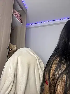 Kymberly_18 - Remove Bra 😈