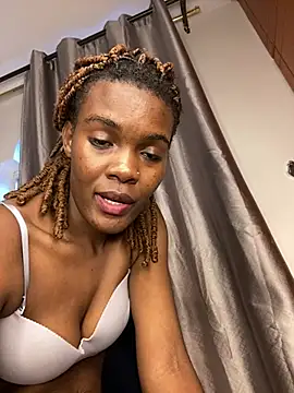 EbonySole1 - Naked cum show