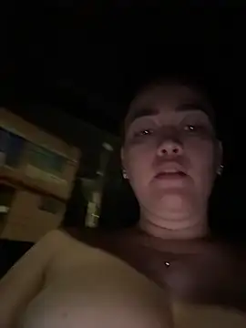 Danielavegax - Uber guy massages my tits