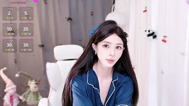 Purrbii - 我想回家吃鱼🐟快乐的女孩纸哈哈😄