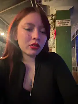 TuSarita - Fingering pussy at the bar