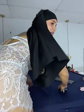 Aisha_k - One less garment