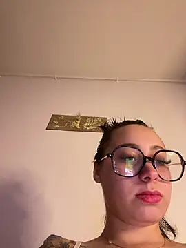 Queenlo_xxx