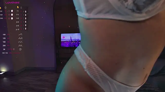 Arielle__03 - soap show sensual