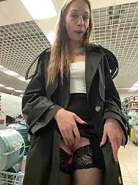 Olivia_Jemison - Play with nipples in STORE