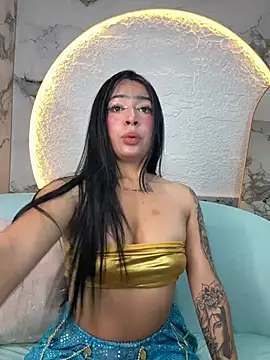 Bratz_a - Play with your tits 🍒🔥