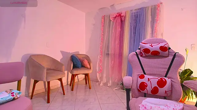 EvaMommy - 🥛 tease milk