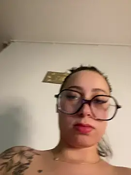 Queenlo_xxx