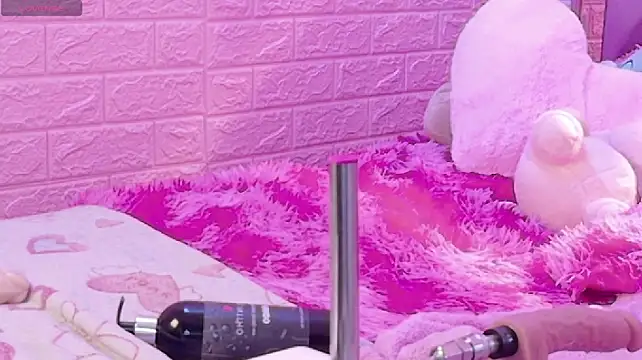 Lexy_Dumoun_ - 💝 OIL BODY + 1 MIN MACHI😈