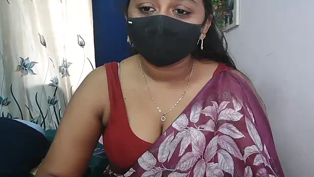 Pavani-Darling - ice on boobs in 5 mins
