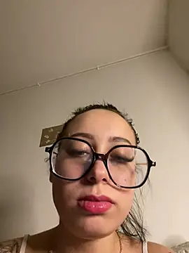 Queenlo_xxx
