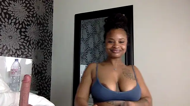 TheAngelHoney - MAKE HONEY RAIN 💦🍦