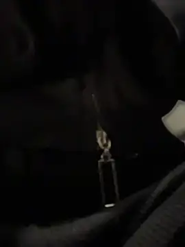 LisaCatt - finger in the ass