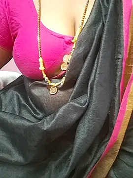 Tamil_Ammani - Boobs show😜😜😝🥰🔥🔥🔥