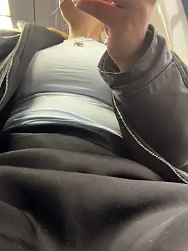 Elfi_InPublic - Massage tits+drool Ahegao in bus