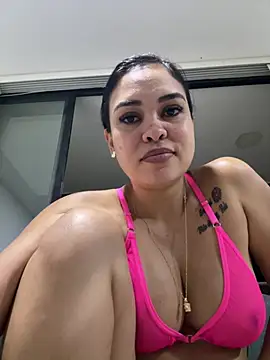 FOX_LATINA - Full naked + Spank ass X 20 🥵🥵😈😈👿🍑
