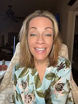 EdenDelilah1 - Flash pussy