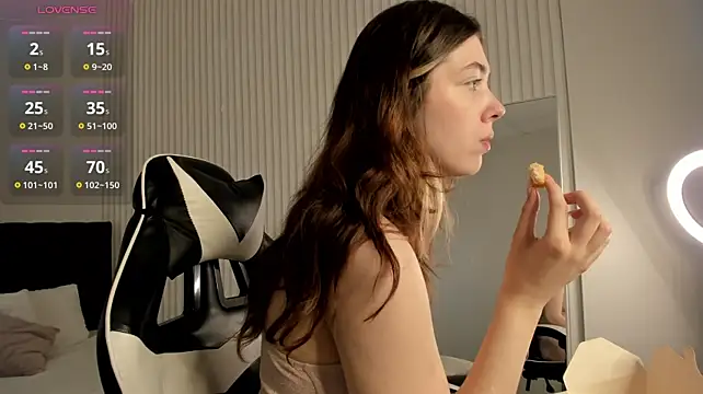 Vanessa_Walters - Make ass shine with oil+shake