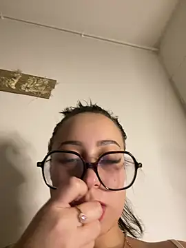 Queenlo_xxx - gagne 2 vidéos💦