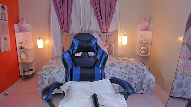 IsabellaHot01 - boobs covered in cream