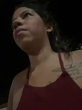 Broken_Latina_Whores_JE - finger on my pussy 🥰