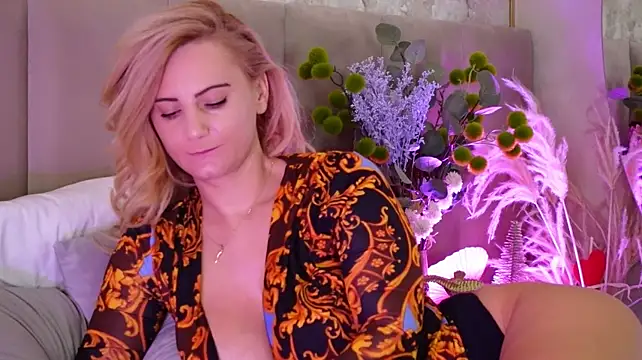 LEXY_EVE - frends on snap and naked videos from me
