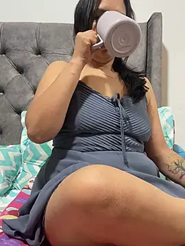 Kataliina - Full nude/ open legs/ pussy wide open