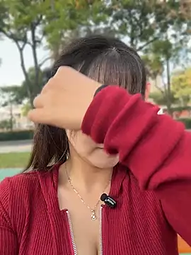 Bingbing6699 - 路边露全胸性感揉胸