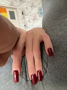 EvvaMur - sniff/lick a finger in the butt