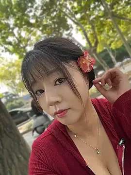 Bingbing6699 - 路边露全胸性感揉胸