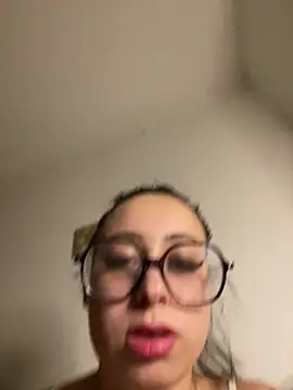Queenlo_xxx - gagne 2 vidéos💦