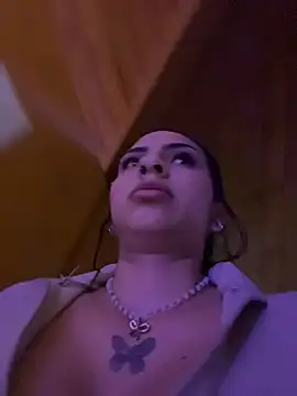 Hilary_pinkk - Show pussy in doggy style 🤤