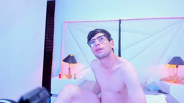 Cielo_Damian - two fingers in the ass