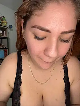 Celestedubois - SHOW PUSSY IN CLOSE-UP ⭐